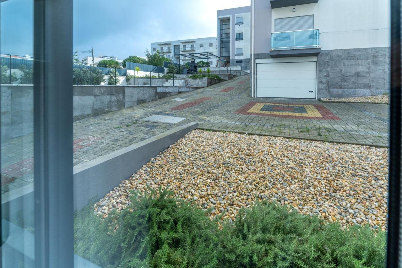 T3 North Wave Apartment Nazare Bagian luar foto