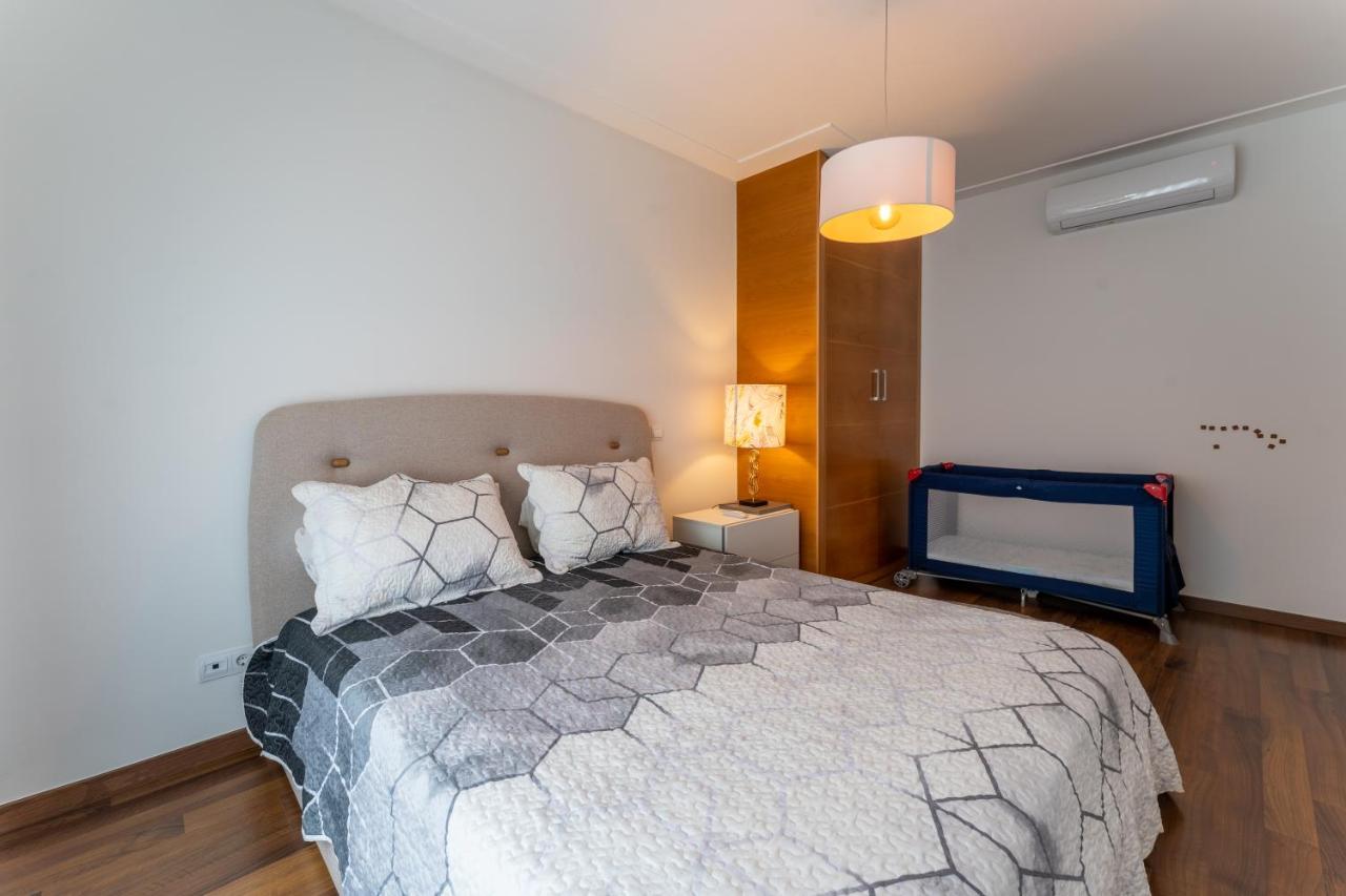 T3 North Wave Apartment Nazare Bagian luar foto