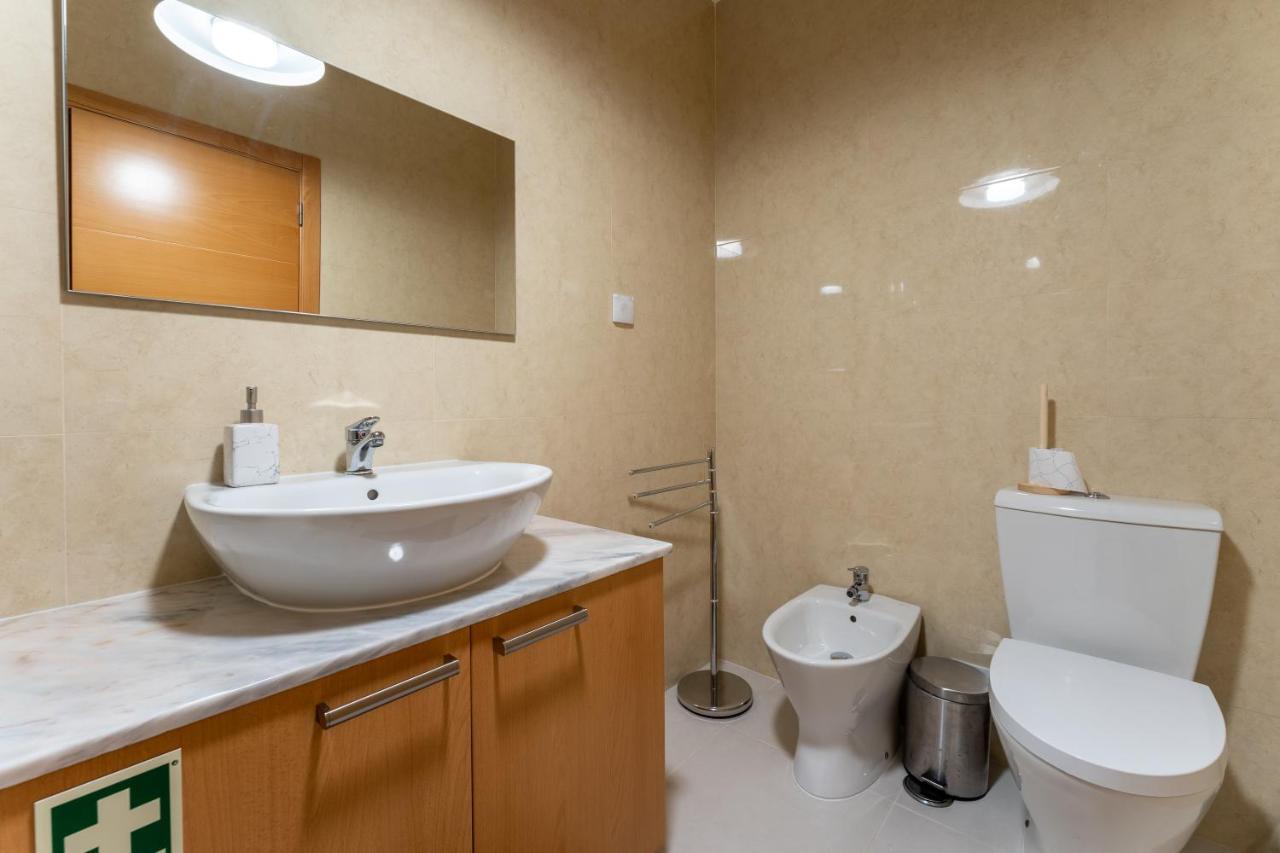 T3 North Wave Apartment Nazare Bagian luar foto